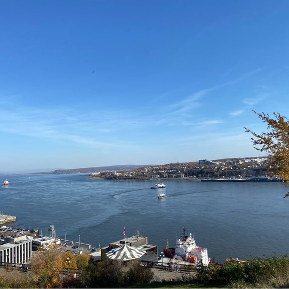 Meet your Posher - Picture 1 of 1